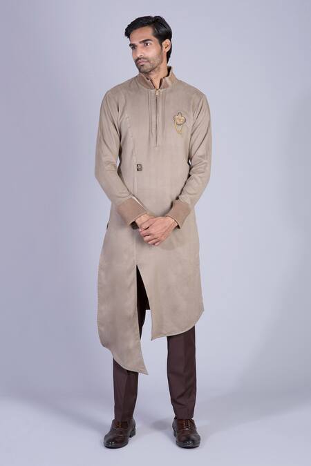 Sarab Khanijou Grey Suede, Suiting Asymmetric Kurta Set Online at Aza Fashions Sarab Khanijou_Grey Suede, Suiting Asymmetric Kurta Set _Online_at_Aza_Fashions