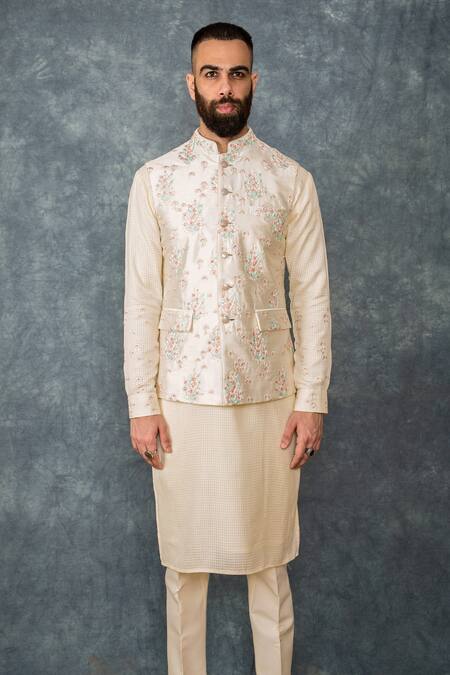 Sarab Khanijou White Raw Silk Embroidered Bundi And Kurta Set Online at Aza Fashions Sarab Khanijou_White Raw Silk Embroidered Bundi And Kurta Set _Online_at_Aza_Fashions