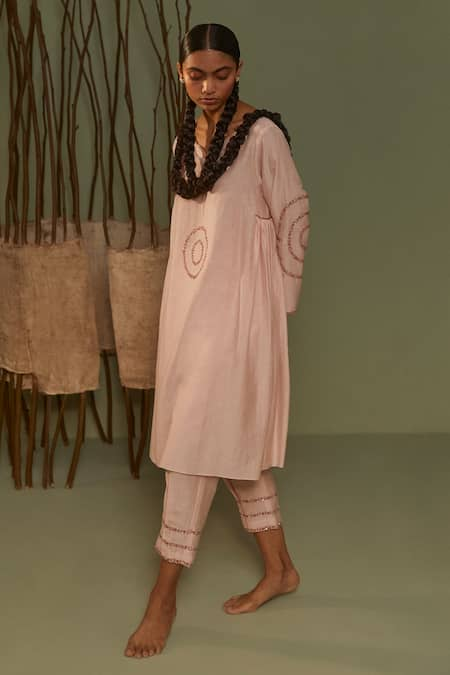 Sarang Kaur Cotton Silk Embroidered Kurta & Pant Set 