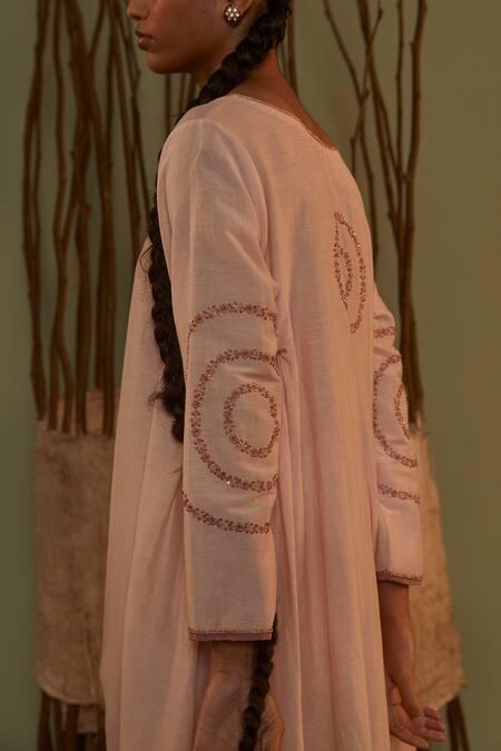 Buy Sarang Kaur Pink Cotton Silk Floral Motifs Embroidered Kurta And Pant Set Online at Aza Fashions Buy_Sarang Kaur_Pink Cotton Silk Floral Motifs Embroidered Kurta And Pant Set_Online_at_Aza_Fashions