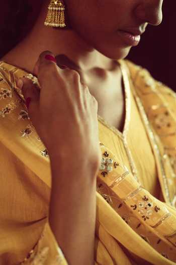 Sarang Kaur_Yellow Chanderi Silk Geometric And Floral Motifs Jaipuri Embroidered Dupatta_at_Aza_Fashions
