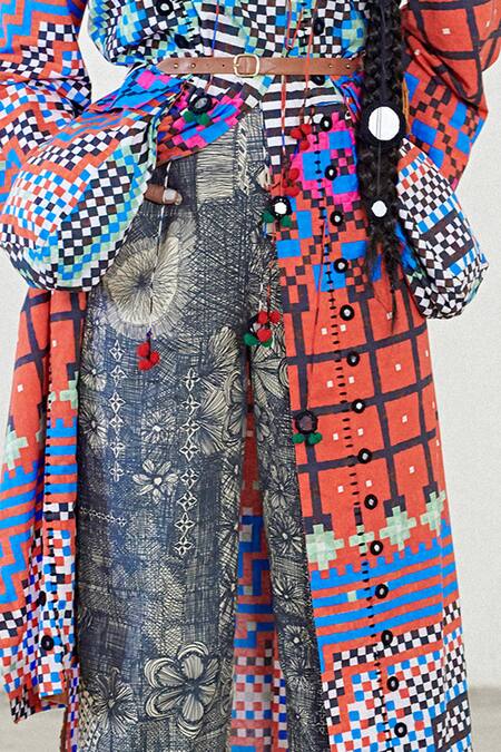 Saaksha & Kinni_Grey Printed Pants_Online_at_Aza_Fashions