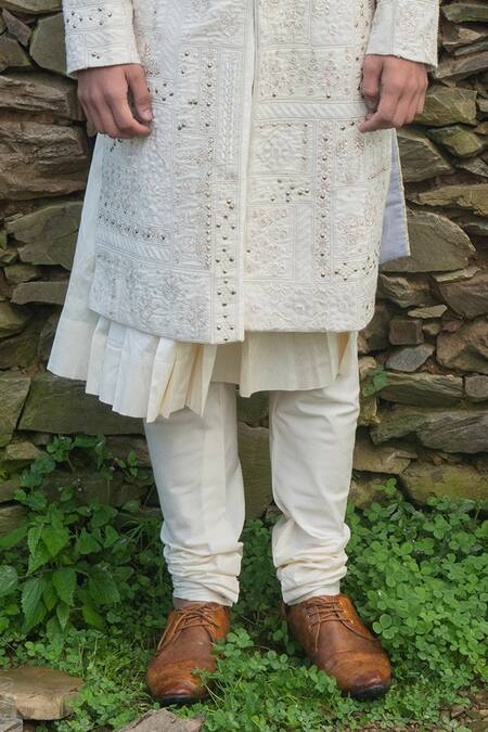 Sarab Khanijou White Munga Matka And Cotton Silk Embroidery Thread Sherwani & Kurta Set at Aza Fashions Sarab Khanijou_White Munga Matka And Cotton Silk Embroidery Thread Sherwani & Kurta Set _at_Aza_Fashions