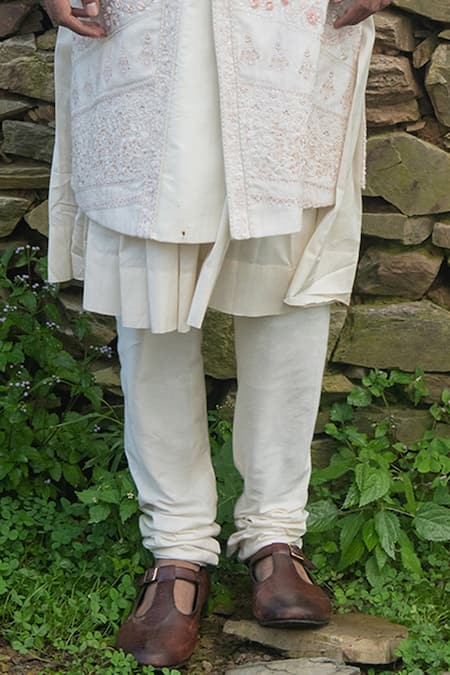 Sarab Khanijou White Bhagalpuri And Cotton Thread & Work Sherwani & Kurta Set at Aza Fashions Sarab Khanijou_White Bhagalpuri And Cotton Thread & Work Sherwani & Kurta Set _at_Aza_Fashions