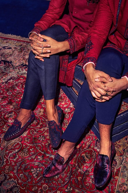 Sarab Khanijou_Red Bandhgala Herringbone, Pant Sandwash Paisley Embroidered And Trouser Set _at_Aza_Fashions