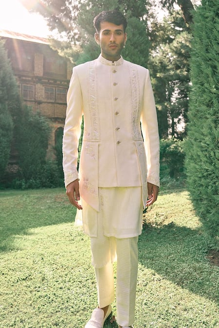 Sarab Khanijou Embroidered Bandhgala Set 