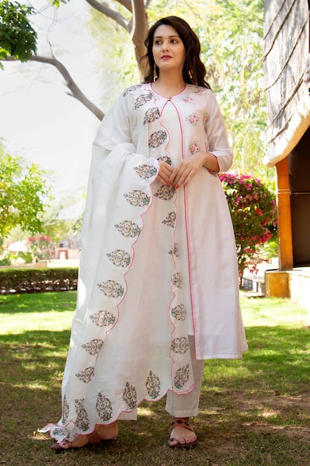 Missprint Kurta Set With Scallop Dupatta