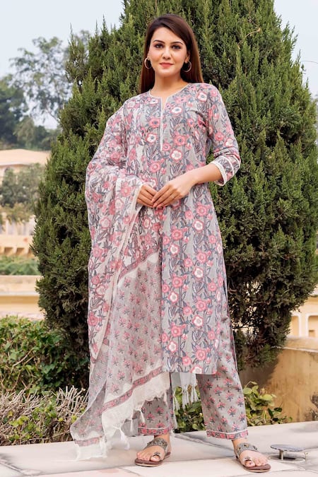 Pink Floral Printed Pleated Kurta With Palazzos