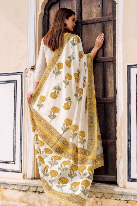 Shop Missprint Yellow Cotton Floral V Neck Pintuck Kurta Set at Aza Fashions Shop_Missprint_Yellow Cotton Floral V Neck Pintuck Kurta Set _at_Aza_Fashions