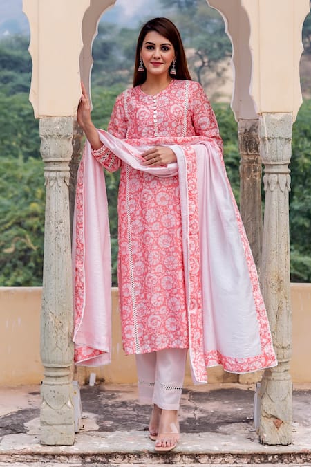 Missprint Peach Chanderi Floral Round Kurta Set 