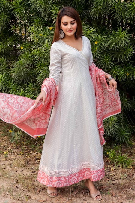 Missprint White Cotton Floral V Neck Anarkali With Dupatta 
