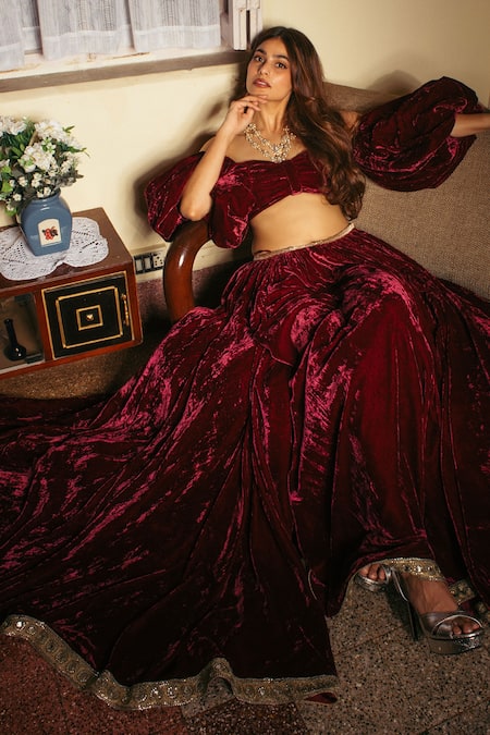 kareena kapoor heavy lehenga | Bollywood dress, Lehenga choli, Lehenga style