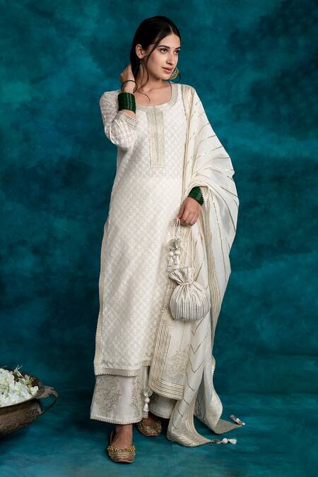 Shrutkirti_White , Jacquard Gota Work Round Notched Embroidered Kurta Set_Online_at_Aza_Fashions
