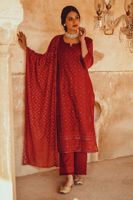 Buy_Karaj Jaipur_Maroon Dupatta Embroidered Chiffon, Kurta Chanderi, Pant Chikankari Set _Online_at_Aza_Fashions