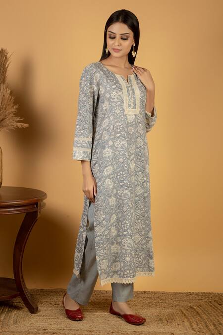 Priya Chaudhary_Grey Cotton Embroidery Notched Printed Kurta And Pant Set_Online_at_Aza_Fashions