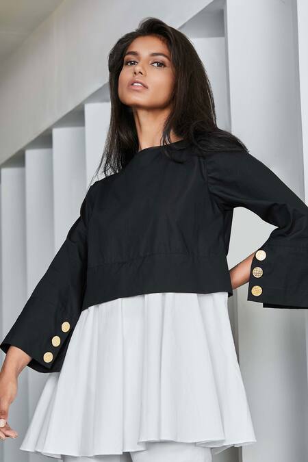 Studio Moda India Black Cotton Round Kasia Colorblock Flared Top Online at Aza Fashions Studio Moda India_Black Cotton Round Kasia Colorblock Flared Top _Online_at_Aza_Fashions