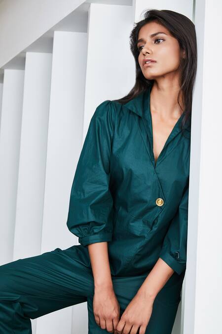 Buy Studio Moda India Green Cotton Spread Collar Tufan Cropped Jumpsuit Online at Aza Fashions Buy_Studio Moda India_Green Cotton Spread Collar Tufan Cropped Jumpsuit _Online_at_Aza_Fashions