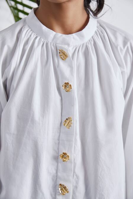 Buy Studio Moda India White Cotton 3d Applique Band Collar Puff Sleeve Shirt Online at Aza Fashions Buy_Studio Moda India_White Cotton 3d Applique Band Collar Puff Sleeve Shirt _Online_at_Aza_Fashions