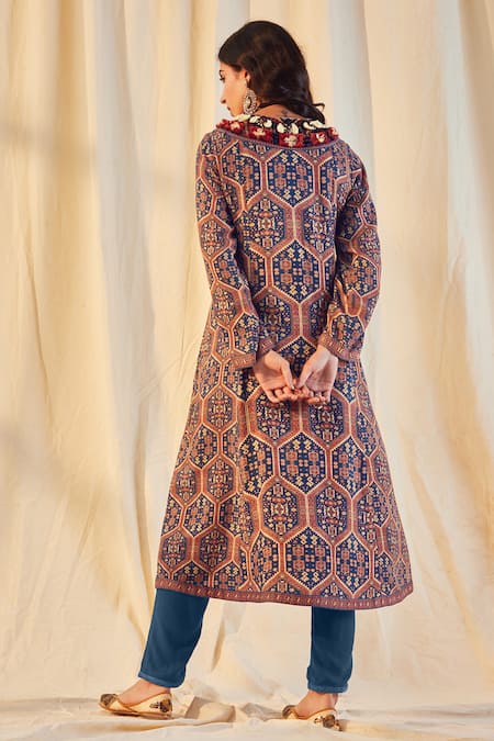 Shop Saundh Blue Pashmina Printed Kurta And Pant Set at Aza Fashions Shop_Saundh_Blue Pashmina Printed Kurta And Pant Set_at_Aza_Fashions