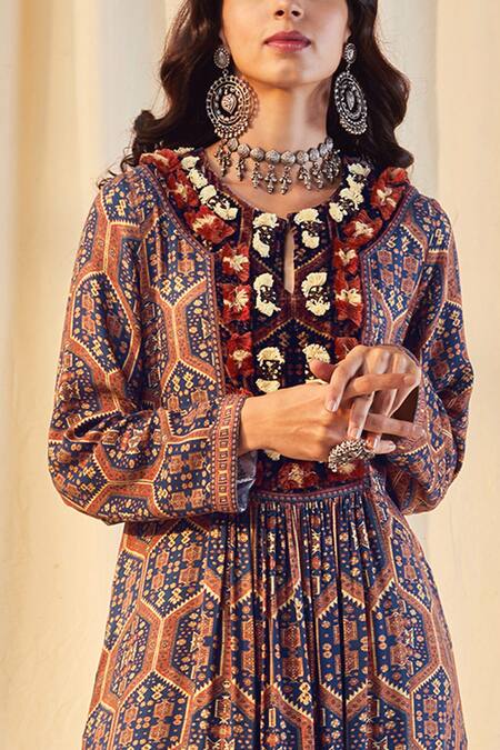 Saundh Blue Pashmina Printed Kurta And Pant Set at Aza Fashions Saundh_Blue Pashmina Printed Kurta And Pant Set_at_Aza_Fashions