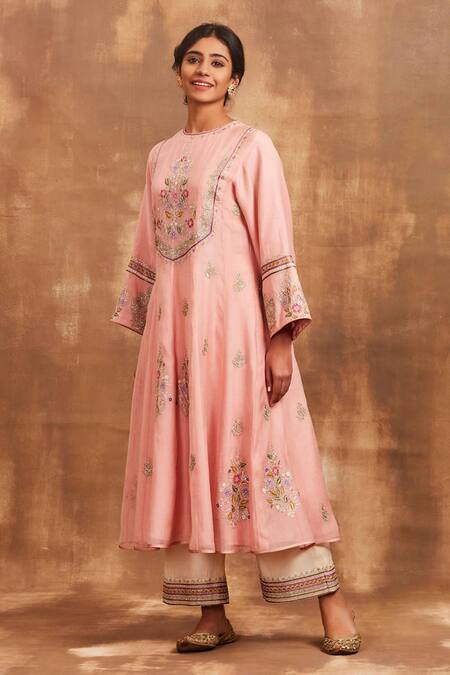 Sue Mue Pink Organza, Mul Round Embroidered Kurta Set Online at Aza Fashions Sue Mue_Pink Organza, Mul Round Embroidered Kurta Set _Online_at_Aza_Fashions