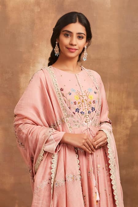 Buy_Sue Mue_Pink Mul Round Embroidered Anarkali Set_Online_at_Aza_Fashions