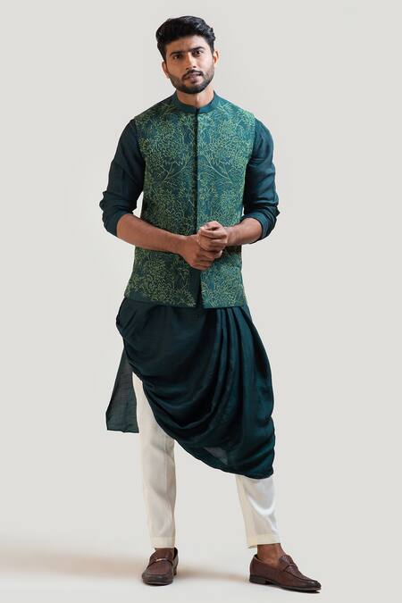 Smriti By Anju Agarwal_Green Bam Silk Embroidered Nehru Jacket _Online_at_Aza_Fashions