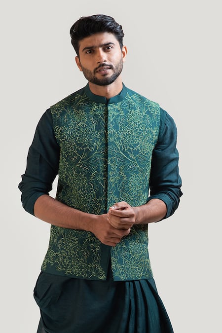 Men off-White Solid Kurta Pyjama with Green Embroidered Nehru Jacket –  Jompers