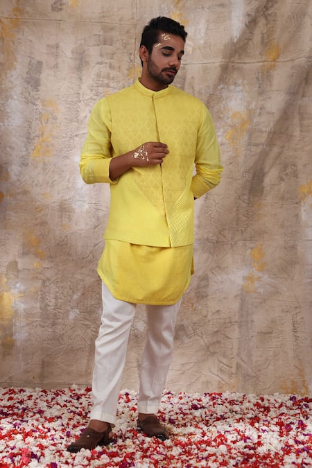 Buy Green Jacket Georgette Kurta Linen Satin Chikankari Nehru And Set For  Men by Paarsh Online at Aza Fashions.