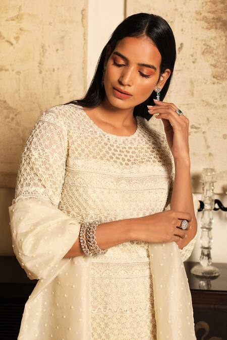 COUTURE BY NIHARIKA_White Organza Kurta Round Bustier Square Embroidered Lehenga Set _Online_at_Aza_Fashions