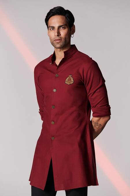 Shop_S&N By Shantnu Nikhil_Red Cotton Thread Crest Embroidered Short Kurta _Online_at_Aza_Fashions