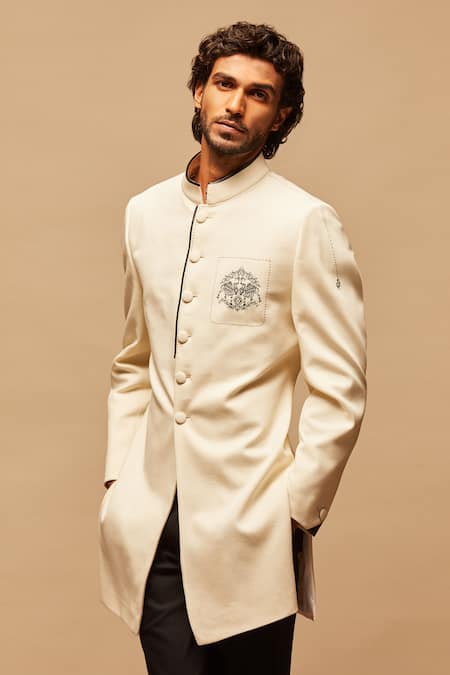 S&N by Shantnu Nikhil Embroidered Sherwani 