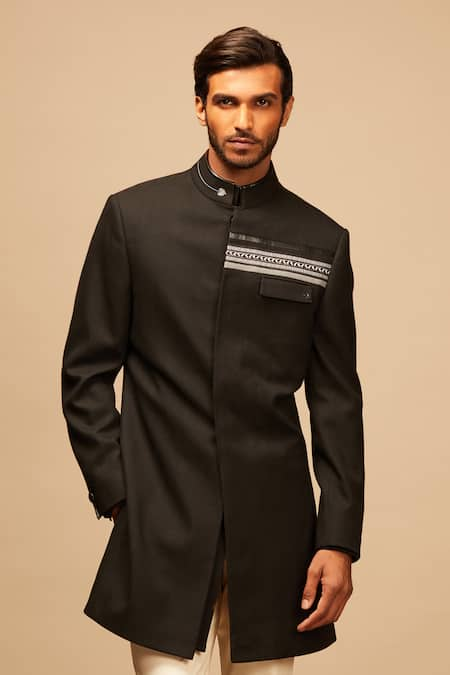 S&N by Shantnu Nikhil Embroidered Sherwani 