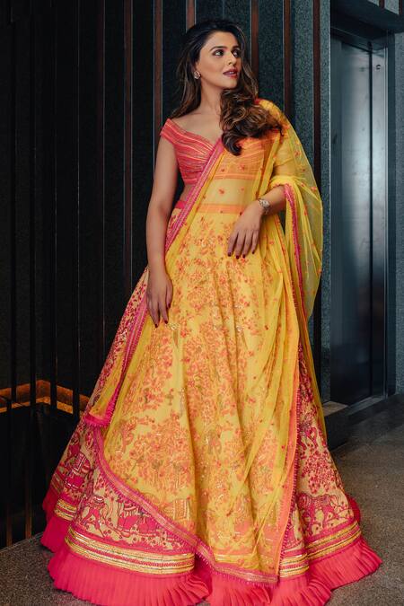 Shantnu Nikhil Yellow Organza Embroidered Lehenga Set