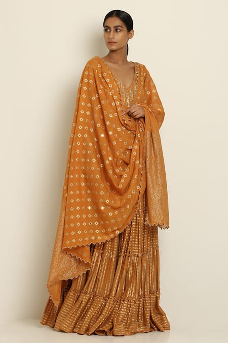 Seema Nanda Yellow Cotton Mul V Neck Embroidered Kurta Online at Aza Fashions Seema Nanda_Yellow Cotton Mul V Neck Embroidered Kurta _Online_at_Aza_Fashions