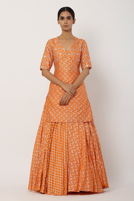 Buy_Seema Nanda_Orange Chanderi Silk, , Lining V Neck Kurta Lehenga Set _Online_at_Aza_Fashions