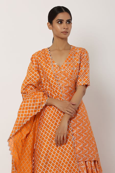Shop_Seema Nanda_Orange Chanderi Silk, , Lining V Neck Kurta Lehenga Set _Online_at_Aza_Fashions