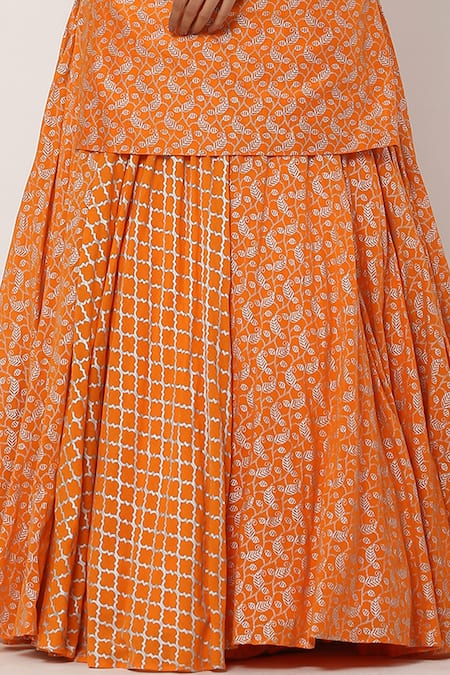 Seema Nanda_Orange Chanderi Silk, , Lining V Neck Kurta Lehenga Set _at_Aza_Fashions