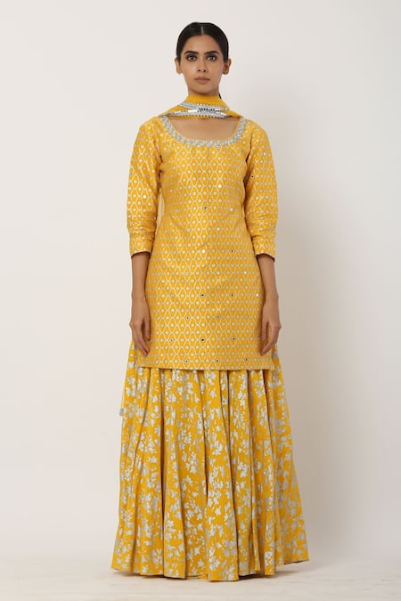 Buy Seema Nanda Yellow Chanderi Silk, , Lining U Neck Kurta Lehenga Set Online at Aza Fashions Buy_Seema Nanda_Yellow Chanderi Silk, , Lining U Neck Kurta Lehenga Set _Online_at_Aza_Fashions