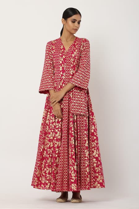 Shop_Seema Nanda_Pink , Lining V Neck Printed Angarkha Set _Online_at_Aza_Fashions