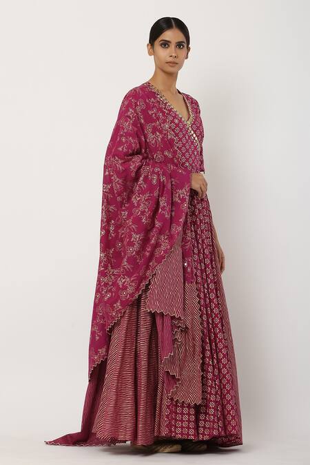 Seema Nanda Purple , Lining V Neck Overlap Anarkali Set Online at Aza Fashions Seema Nanda_Purple , Lining V Neck Overlap Anarkali Set _Online_at_Aza_Fashions