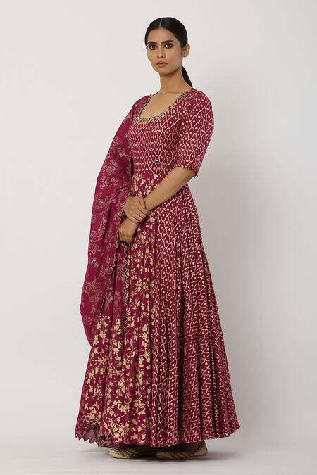 Seema Nanda Purple , Lining U Neck Anarkali Set Online at Aza Fashions Seema Nanda_Purple , Lining U Neck Anarkali Set_Online_at_Aza_Fashions