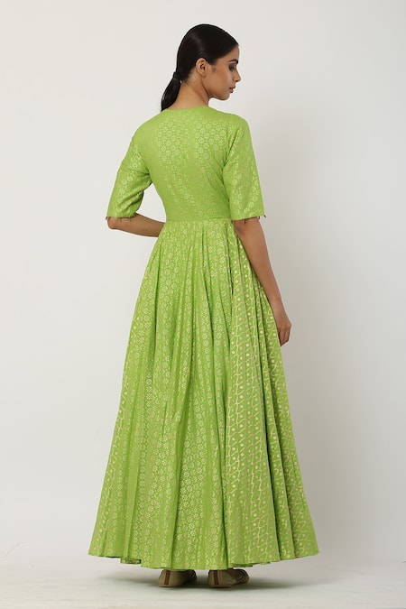 Shop Seema Nanda Green , Lining V Neck Overlap Anarkali Set at Aza Fashions Shop_Seema Nanda_Green , Lining V Neck Overlap Anarkali Set_at_Aza_Fashions