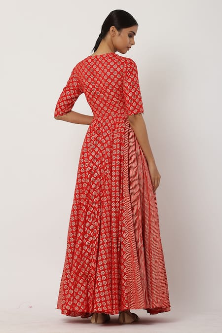 Seema Nanda Cotton Mul Overlapped Anarkali Set 