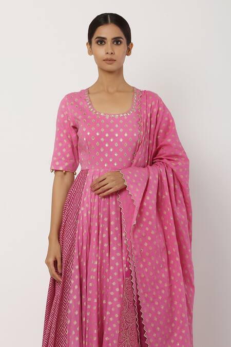 Seema Nanda_Pink , Lining U Neck Anarkali With Ombre Dupatta_at_Aza_Fashions
