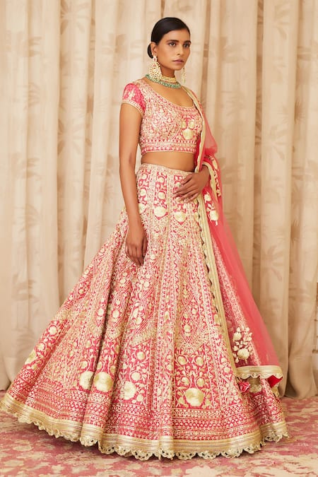 Shyam Narayan Prasad Peach Net, Cotton Satin Scoop Neck Embroidered Bridal Lehenga Set Online at Aza Fashions Shyam Narayan Prasad_Peach Net, Cotton Satin Scoop Neck Embroidered Bridal Lehenga Set _Online_at_Aza_Fashions