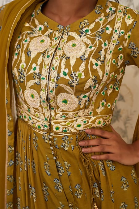 Shyam Narayan Prasad Green Satin Georgette Round Printed Anarkali Set at Aza Fashions Shyam Narayan Prasad_Green Satin Georgette Round Printed Anarkali Set _at_Aza_Fashions