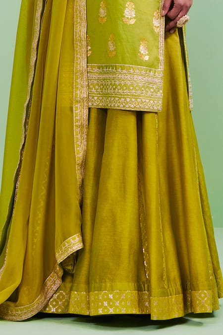 Buy Shyam Narayan Prasad Green , Viscose Organza, Brocade Gota Embroidered Kurta Set Online at Aza Fashions Buy_Shyam Narayan Prasad_Green , Viscose Organza, Brocade Gota Embroidered Kurta Set _Online_at_Aza_Fashions