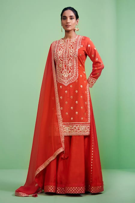 Shyam Narayan Prasad_Red , Viscose Organza, Brocade Round Gota Embroidered Kurta Set _Online_at_Aza_Fashions