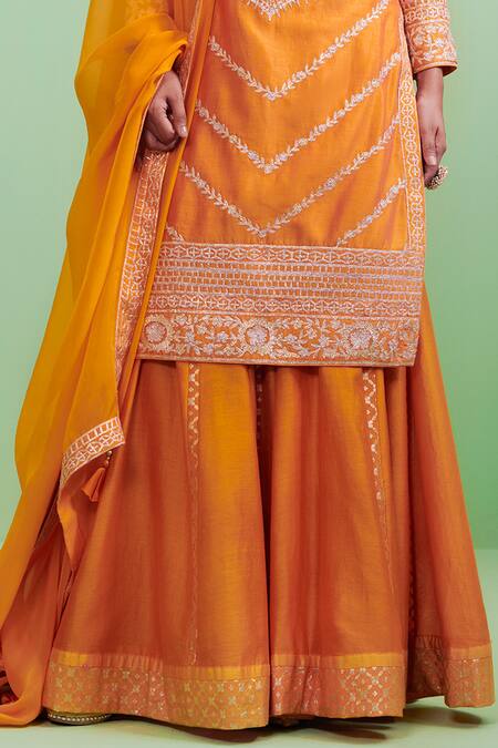 Buy_Shyam Narayan Prasad_Orange Chanderi Embroidery Round Gota Kurta Set _Online_at_Aza_Fashions